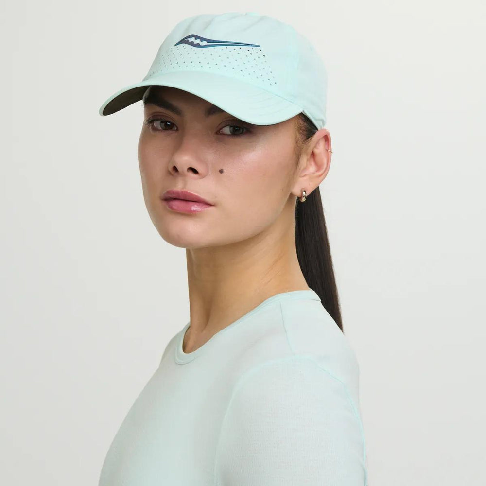 Outpace Petite Hat - Lightweight Running Cap | Saucony outlet