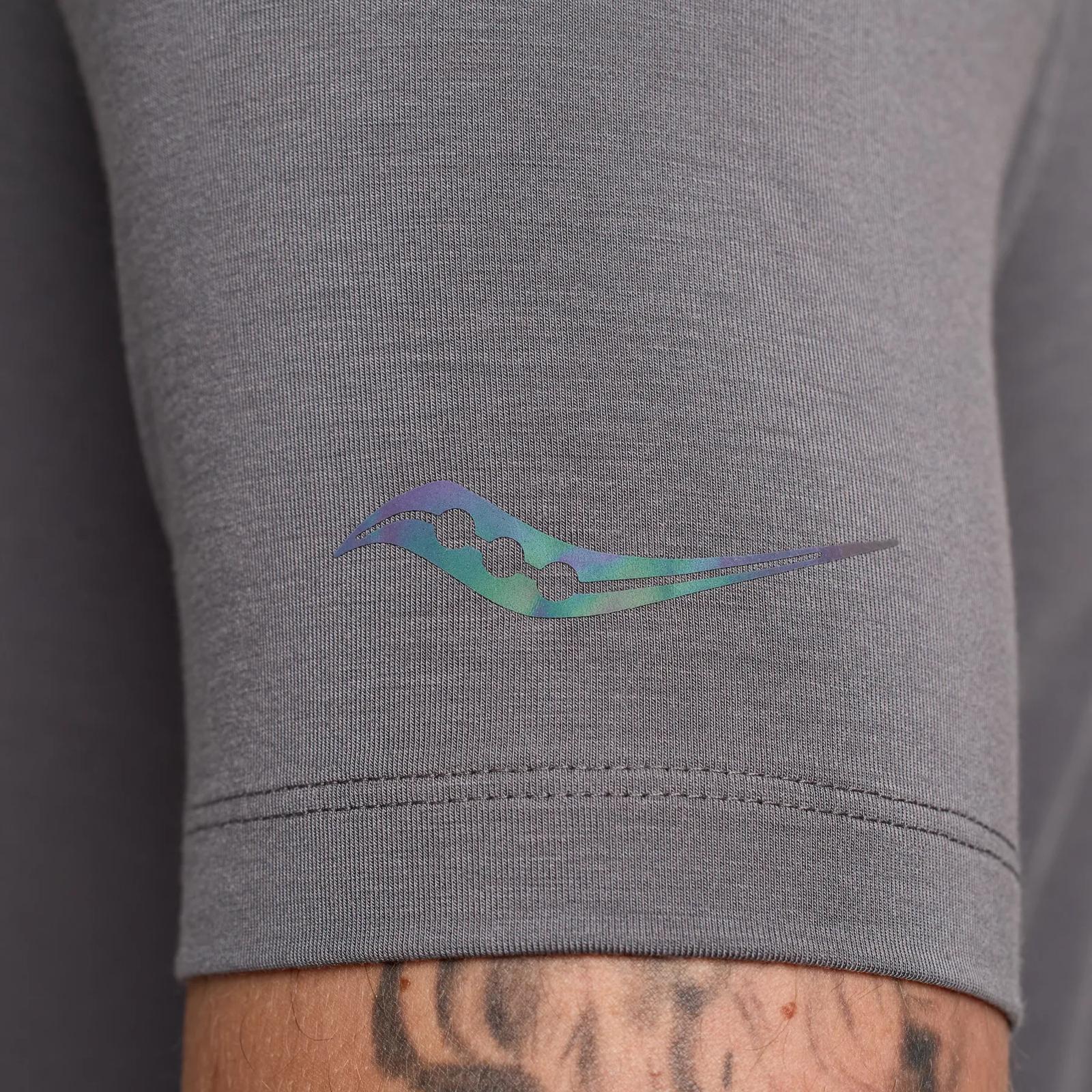 Triumph Short Sleeve | Saucony on sale