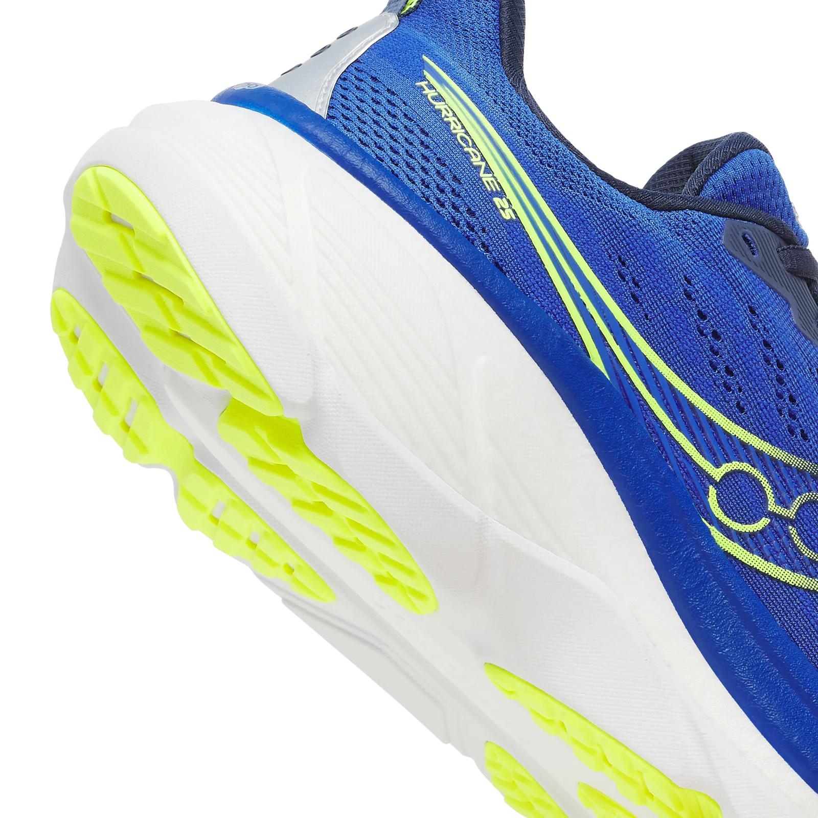 Hurricane 25 Wide - Running | Saucony sale